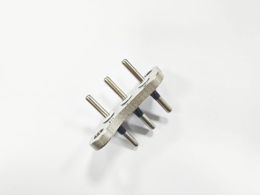 Watertight Mounting On Panels Airtight Ev Connector Voltage Rating 12V-540V