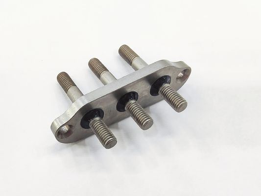 Temperature 45 Steel 30A Hermetic Single Seal Terminals , Pump Mechanical Seal Rated 600V