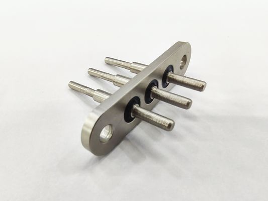 Electroless Nickel Plating Single Seal Terminals 30A 600V Temp Resistance Terminal Fixation Bolts