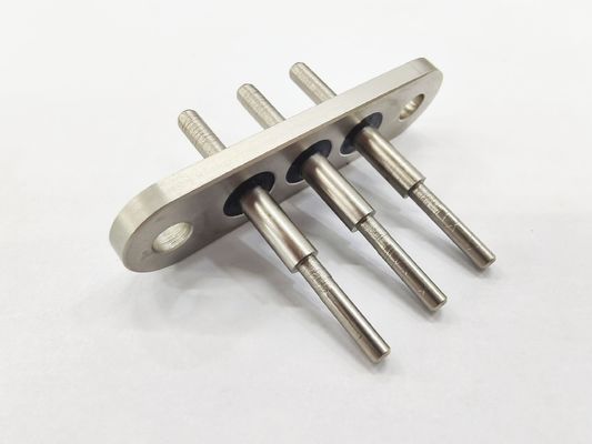 Electroless Nickel Plating Single Seal Terminals 30A 600V Temp Resistance Terminal Fixation Bolts