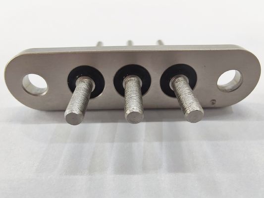 Electroless Nickel Plating Single Seal Terminals 30A 600V Temp Resistance Terminal Fixation Bolts