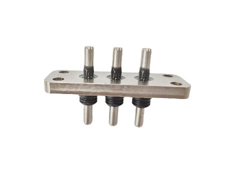 600V Rated Voltage Connection Terminal Board with Smooth Surface Characteristics