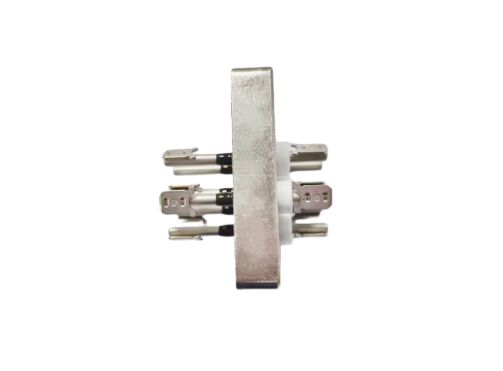 RoHS Certified Connection Terminal Board 52mm X 52mm X 44.2mm Ideal for Electrical Panel Wiring and Connection Solutions